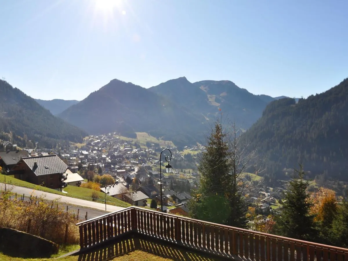 Appartement Cosy A 600M Des Pistes Avec Garage Privatif - Fr-1-693-50 Chatel 0*,  France